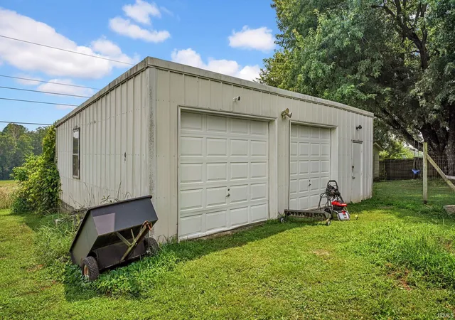 Photo 2 of Manufactured home for sale at 7245 S Zikes Rd, Bloomington, IN 47401 | MLS# 202629321 | Listing updated on 2026-09-15