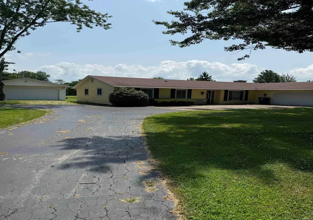 Photo 1 of Sale Pending at 10457 S Wayne Rd, Warren, IN 46792 | MLS# 202629346 | Listing updated on 2026-08-20