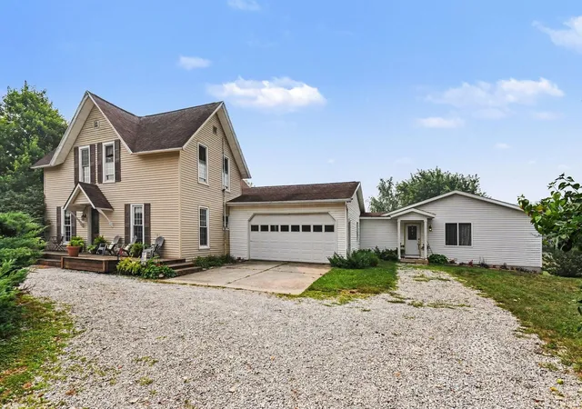 Photo 1 of Manufactured home for sale at 18440 County Rd 42, Goshen, IN 46526 | MLS# 202629351 | Listing updated on 2026-09-14