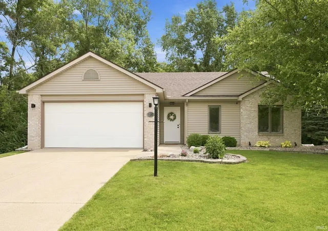 Photo 1 of Sale Pending at 312 Silver Maple Cvs, Fort Wayne, IN 46804 | MLS# 202629384 | Listing updated on 2026-07-25