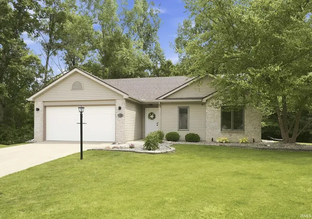 Photo 2 of Sale Pending at 312 Silver Maple Cvs, Fort Wayne, IN 46804 | MLS# 202629384 | Listing updated on 2026-07-25