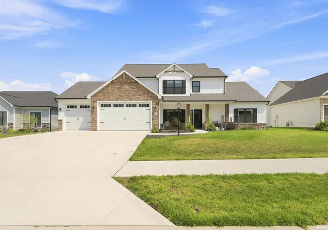 Photo 1 of Sale Pending at 836 Bingham Pass, Fort Wayne, IN 46845 | MLS# 202629388 | Listing updated on 2026-09-01