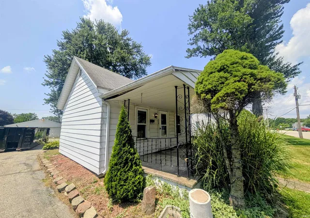 Photo 1 of Manufactured home for sale at 309 S Main St, Lakeville, IN 46536 | MLS# 202629401 | Listing updated on 2026-09-26