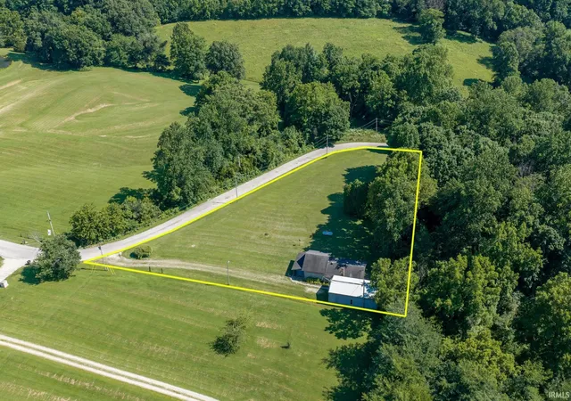 Photo 2 of Manufactured home for sale at 7591 Tulip Rd, Solsberry, IN 47459 | MLS# 202629411 | Listing updated on 2026-07-22