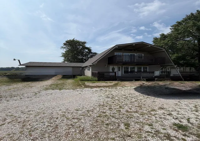 Photo 3 of Sale Pending at 3650 W 200 South Rd, Bloomfield, IN 47424 | MLS# 202629414 | Listing updated on 2026-07-23