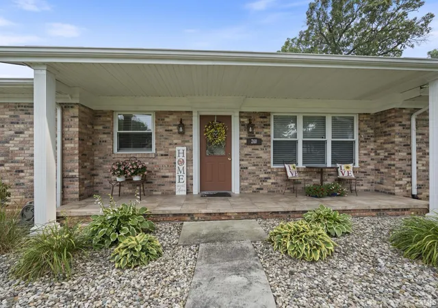 Photo 2 of Manufactured home for sale at 260 Gilliam Dr, Warsaw, IN 46580 | MLS# 202629416 | Listing updated on 2026-09-13