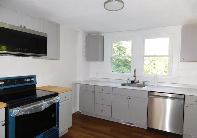 Photo 3 of Manufactured home for sale at 306 S Posey St, Salem, IN 47167 | MLS# 202629444 | Listing updated on 2026-07-22