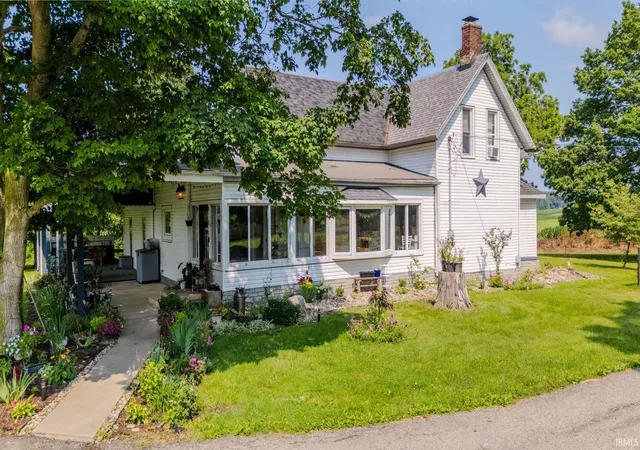 Photo 3 of Manufactured home for sale at 3831 W 100 South, Wabash, IN 46992 | MLS# 202629452 | Listing updated on 2026-09-19