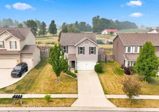 Photo 2 of Manufactured home for sale at 2018 Greyson Dr, Auburn, IN 46706 | MLS# 202629455 | Listing updated on 2026-09-18