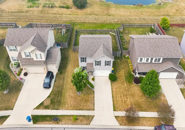 Photo 3 of Manufactured home for sale at 2018 Greyson Dr, Auburn, IN 46706 | MLS# 202629455 | Listing updated on 2026-09-18