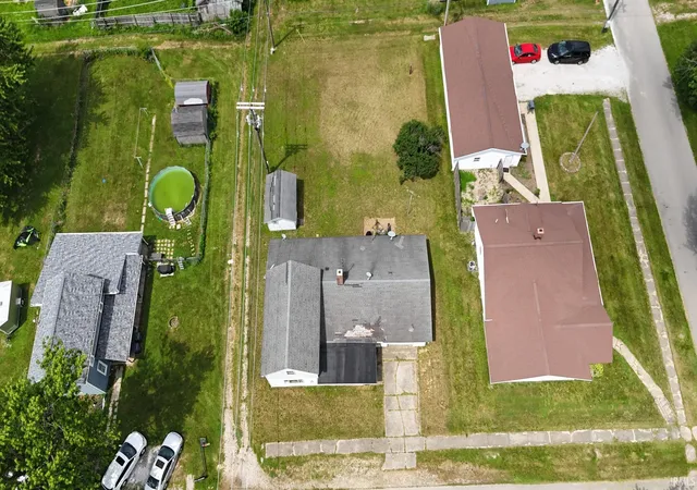 Photo 16 of Sale Pending at 304 W Vine St, Van Buren, IN 46991 | MLS# 202629456 | Listing updated on 2026-07-22