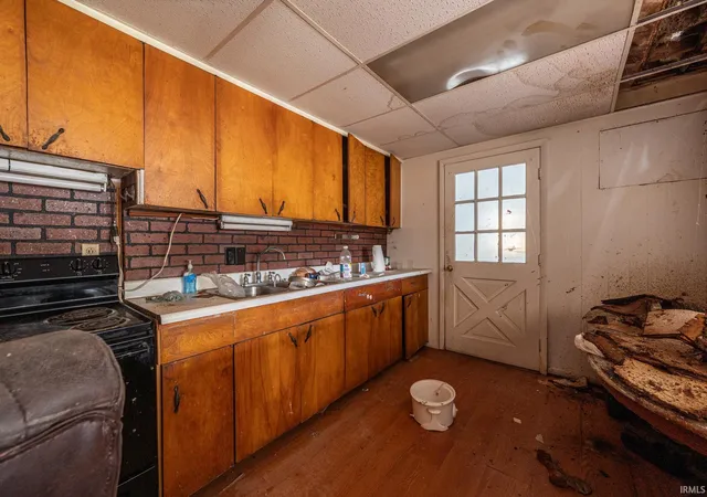 Photo 4 of Sale Pending at 304 W Vine St, Van Buren, IN 46991 | MLS# 202629456 | Listing updated on 2026-07-22