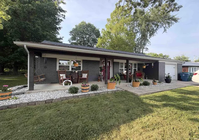 Photo 1 of Manufactured home for sale at 525 Circle Dr, Fairmount, IN 46928 | MLS# 202629466 | Listing updated on 2026-08-25