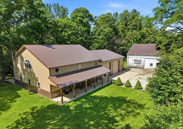Photo 1 of Sale Pending at 7540 N Clear Crk Rd, Huntington, IN 46750 | MLS# 202629478 | Listing updated on 2026-10-05