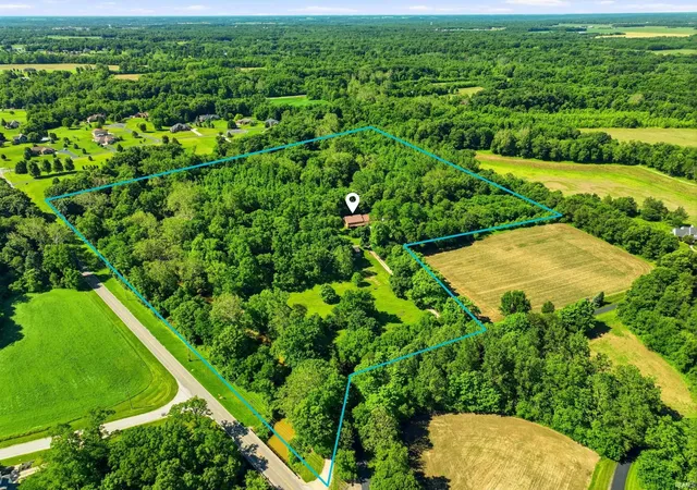 Photo 3 of Sale Pending at 7540 N Clear Crk Rd, Huntington, IN 46750 | MLS# 202629478 | Listing updated on 2026-10-05