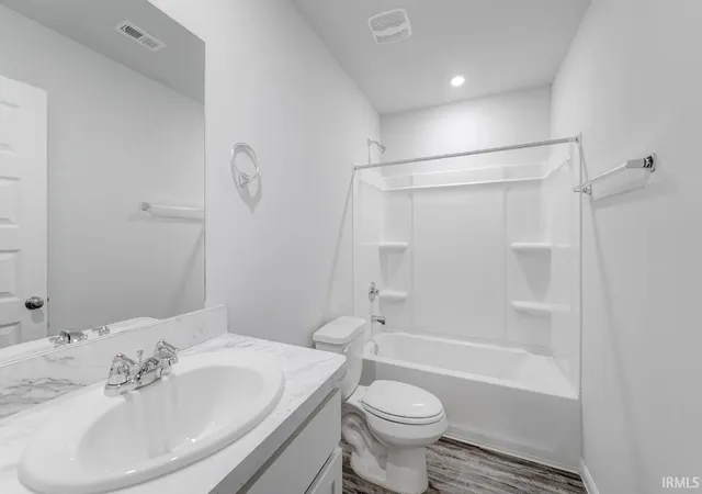 Photo 4 of Manufactured home for sale at 851 Sunrise Dr, Frankfort, IN 46041 | MLS# 202629483 | Listing updated on 2026-09-17