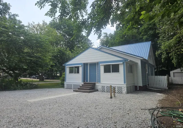 Photo 2 of Manufactured home for sale at 8416 E Lindstrom Ln, New Carlisle, IN 46552 | MLS# 202629492 | Listing updated on 2026-09-04