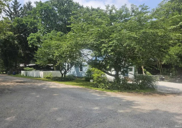 Photo 30 of Manufactured home for sale at 8416 E Lindstrom Ln, New Carlisle, IN 46552 | MLS# 202629492 | Listing updated on 2026-09-04