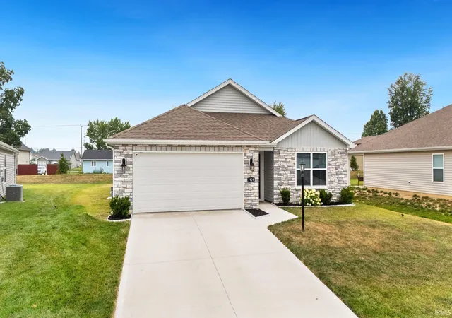 Photo 2 of Sale Pending at 7929 Cordovan Cvs, Fort Wayne, IN 46835 | MLS# 202629503 | Listing updated on 2026-09-21