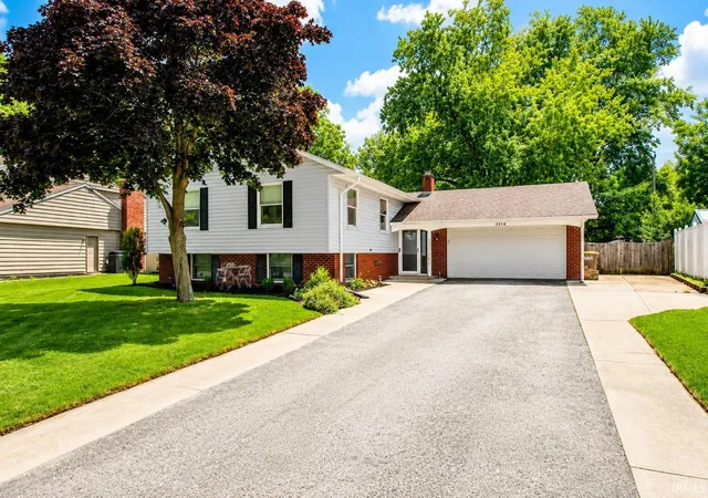 Photo 2 of Sale Pending at 2834 Barlow St, West Lafayette, IN 47906 | MLS# 202629505 | Listing updated on 2026-08-04