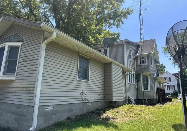 Photo 2 of Sale Pending at 1922 Salem St, Lafayette, IN 47904 | MLS# 202629533 | Listing updated on 2026-07-27