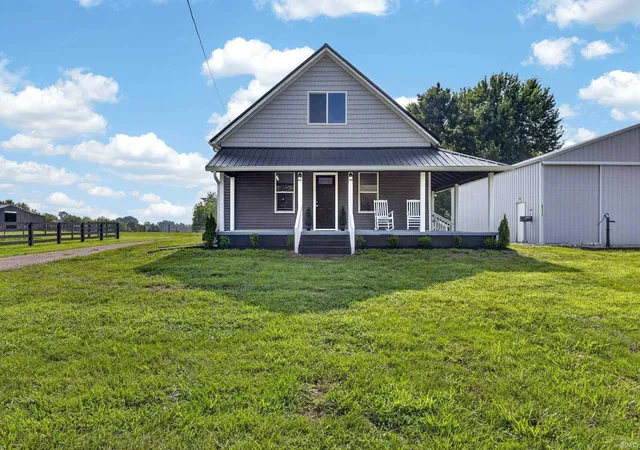 Photo 1 of Single family home for sale at 4720 State Hwy 157, Coal City, IN 47427 | MLS# 202629544 | Listing updated on 2026-10-26