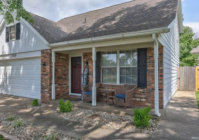 Photo 3 of Sale Pending at 3229 Autumnwood Way, Evansville, IN 47715 | MLS# 202629548 | Listing updated on 2026-08-31