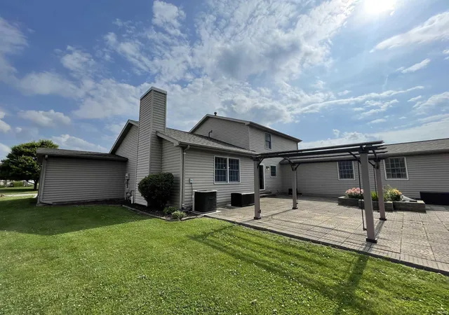 Photo 3 of Manufactured home for sale at 3004 Aruba Way, Muncie, IN 47302 | MLS# 202629568 | Listing updated on 2026-07-23