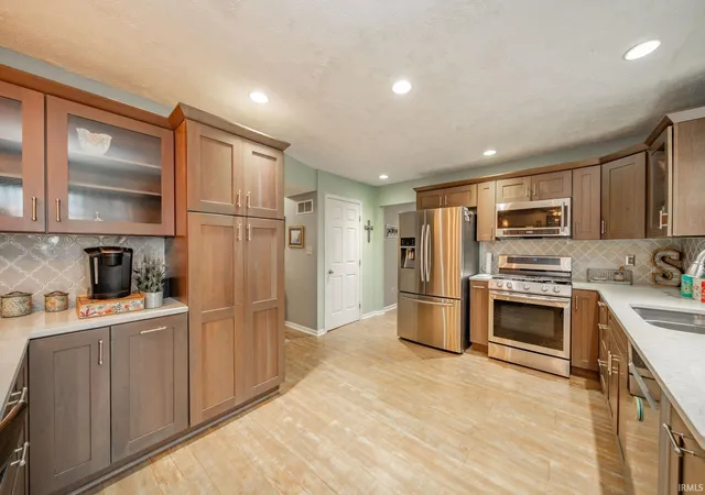 Photo 4 of Manufactured home for sale at 3004 Aruba Way, Muncie, IN 47302 | MLS# 202629568 | Listing updated on 2026-07-23