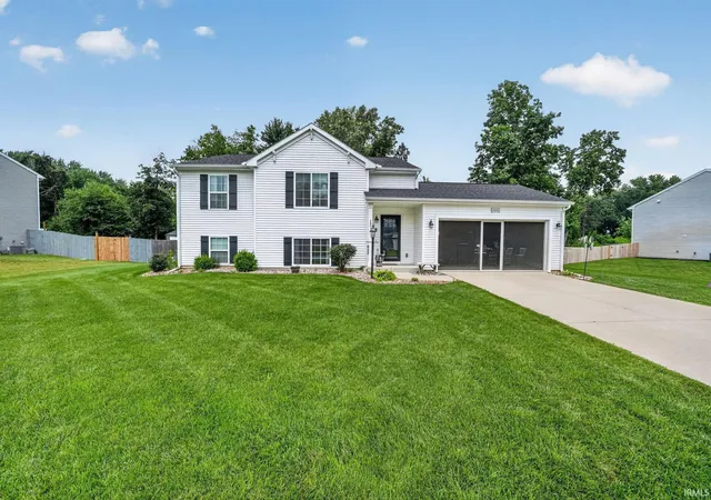 Photo 2 of Manufactured home for sale at 29895 Dallas Dr, Elkhart, IN 46514 | MLS# 202629570 | Listing updated on 2026-09-10