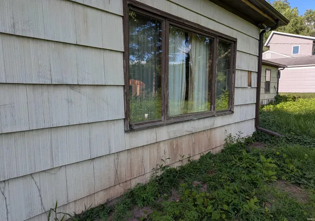 Photo 2 of Sale Pending at 19660 Jackson Rd, South Bend, IN 46614 | MLS# 202629588 | Listing updated on 2026-07-23