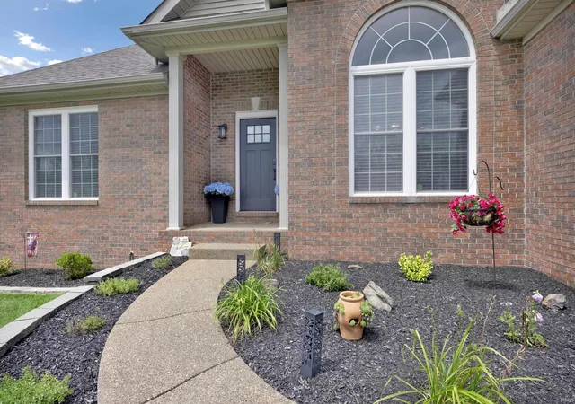 Photo 2 of Manufactured home for sale at 7781 Saint Jordan Cir, Newburgh, IN 47630 | MLS# 202629596 | Listing updated on 2026-09-13
