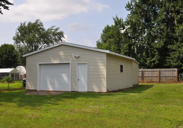 Photo 3 of Manufactured home for sale at 24043 Sunnyside Ave, Elkhart, IN 46516 | MLS# 202629597 | Listing updated on 2026-09-17