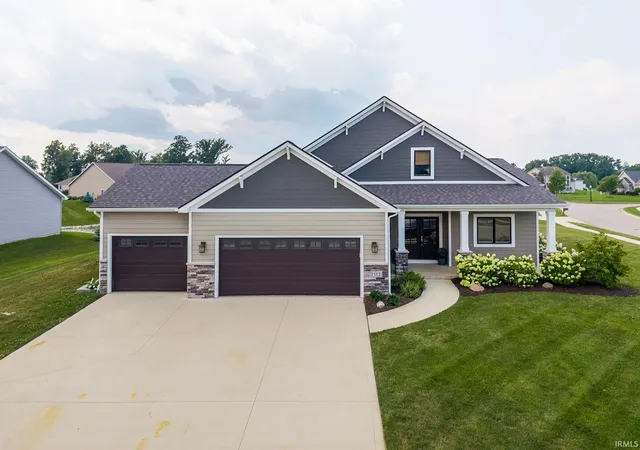Photo 2 of Manufactured home for sale at 1512 Jacobs Dr, Fort Wayne, IN 46814 | MLS# 202629605 | Listing updated on 2026-09-18