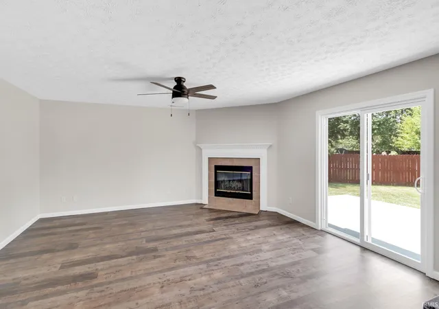 Photo 3 of Sale Pending at 4 Kimbrough Ct, Brownsburg, IN 46112 | MLS# 202629654 | Listing updated on 2026-09-15
