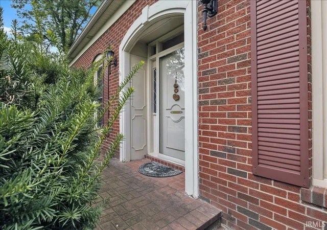 Photo 3 of Sale Pending at 1600 Hawthorne Dr, Mount Vernon, IN 47620 | MLS# 202629667 | Listing updated on 2026-08-21