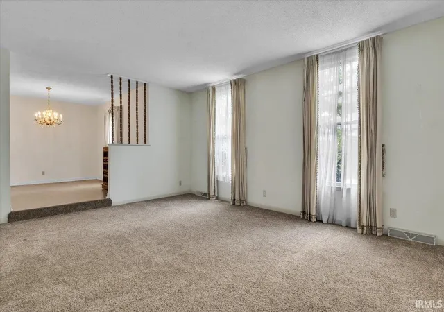 Photo 4 of Sale Pending at 1600 Hawthorne Dr, Mount Vernon, IN 47620 | MLS# 202629667 | Listing updated on 2026-08-21
