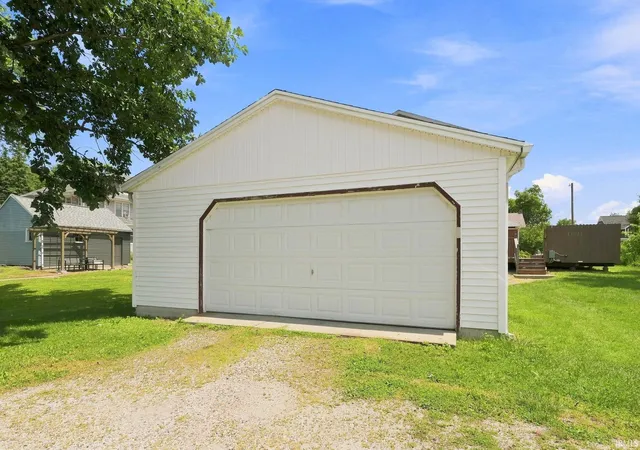 Photo 37 of Manufactured home for sale at 1160 Poplar St, Huntington, IN 46750 | MLS# 202629669 | Listing updated on 2026-10-03