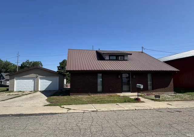 Photo 1 of Manufactured home for sale at 512 E 8th Street, Rochester, IN 46975 | MLS# 202629686 | Listing updated on 2026-08-26