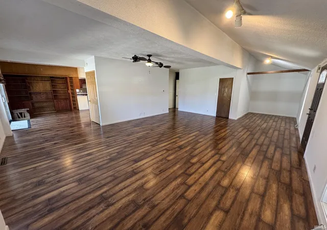 Photo 2 of Manufactured home for sale at 512 E 8th Street, Rochester, IN 46975 | MLS# 202629686 | Listing updated on 2026-08-26