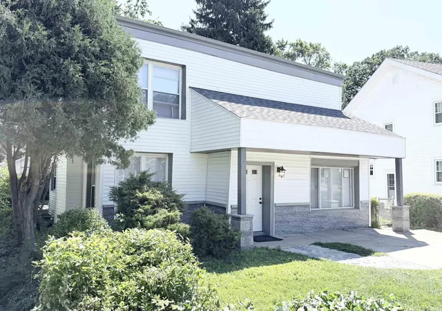 Photo 3 of Manufactured home for sale at 120 Manor Ave, Elkhart, IN 46613 | MLS# 202629703 | Listing updated on 2026-09-15