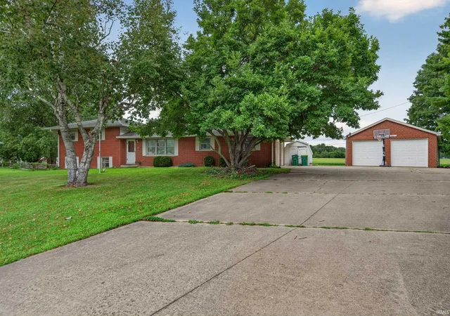 Photo 3 of Manufactured home for sale at 5608 Lone Star Ct, Kokomo, IN 46901 | MLS# 202629709 | Listing updated on 2026-07-23
