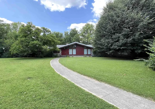 Photo 1 of Sale Pending at 807 Heaston St, Winchester, IN 47394 | MLS# 202629720 | Listing updated on 2026-07-23