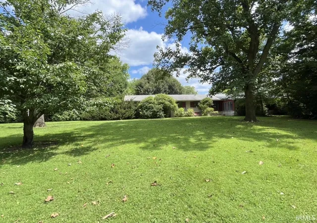 Photo 2 of Sale Pending at 807 Heaston St, Winchester, IN 47394 | MLS# 202629720 | Listing updated on 2026-07-23