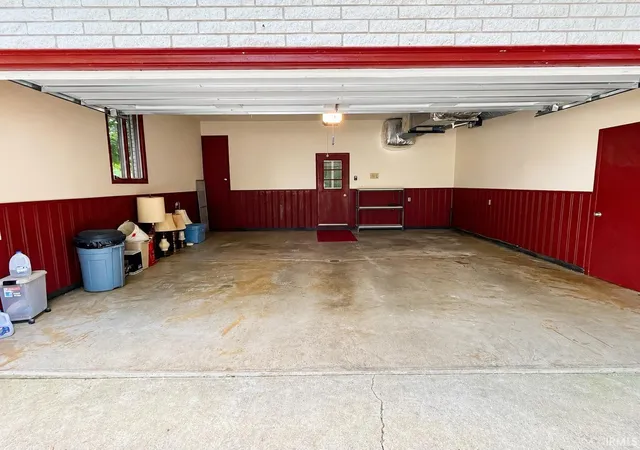 Photo 4 of Sale Pending at 807 Heaston St, Winchester, IN 47394 | MLS# 202629720 | Listing updated on 2026-07-23