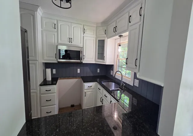 Photo 2 of Sale Pending at 522 Dogwood Hl, Loogootee, IN 47553 | MLS# 202629734 | Listing updated on 2026-09-09