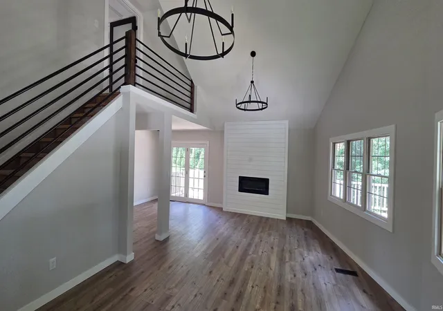 Photo 3 of Sale Pending at 522 Dogwood Hl, Loogootee, IN 47553 | MLS# 202629734 | Listing updated on 2026-09-09