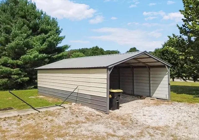 Photo 3 of Manufactured home for sale at 7021 W Alfred Ln, Ellettsville, IN 47429 | MLS# 202629736 | Listing updated on 2026-08-29