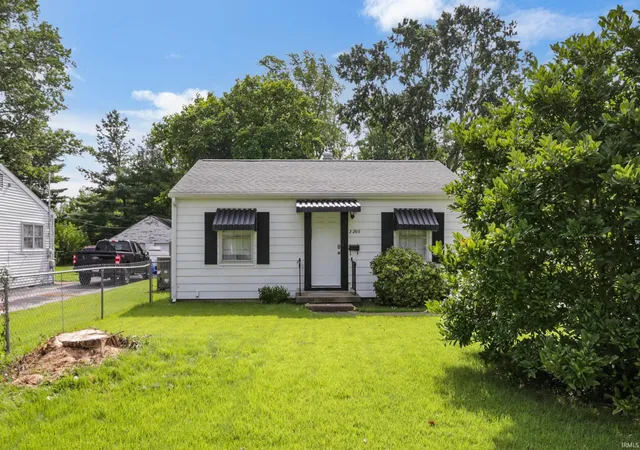 Photo 1 of Manufactured home for sale at 3205 N 12th Avenue, Evansville, IN 47720 | MLS# 202629747 | Listing updated on 2026-08-20