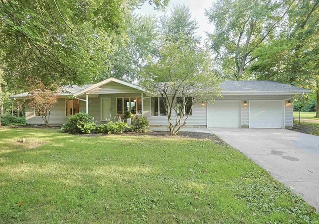 Photo 1 of Manufactured home for sale at 10272 Douglas Rd, Osceola, IN 46561 | MLS# 202629759 | Listing updated on 2026-09-15